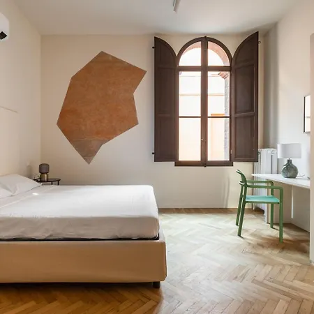 D'azeglio Nel Salotto Di Апартаменты *